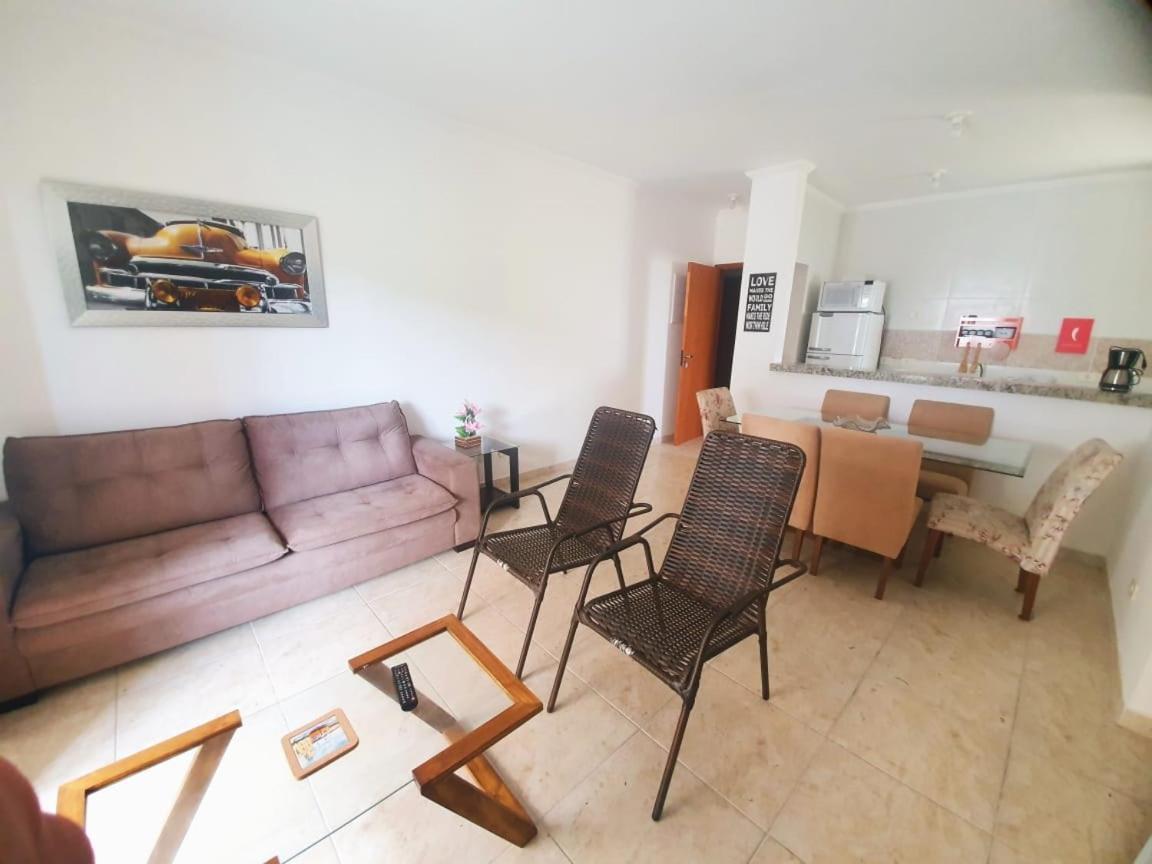 Lindo Apto Com 3 Quartos, Apenas 1 Quadra Da Praia Das Toninhas Apartment Ubatuba Luaran gambar